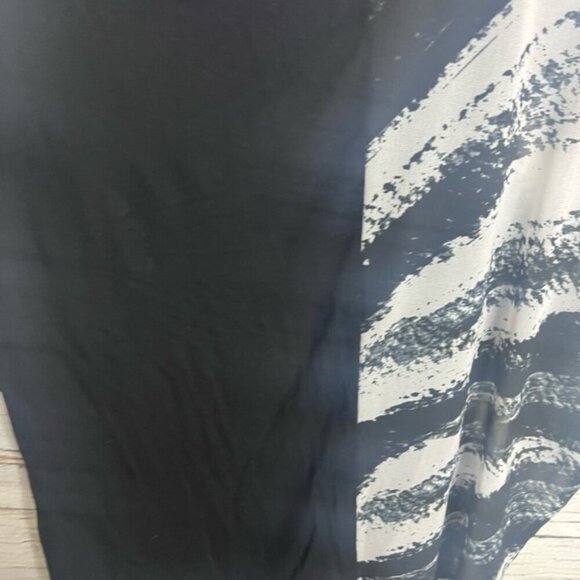 Danier Blouse top  black white size xxs - Picture 6 of 7